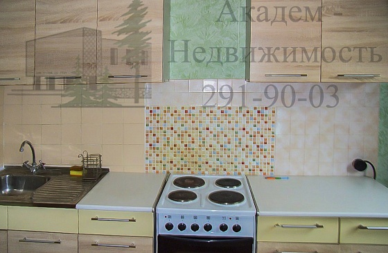Снять трехкомнатную квартиру на Иванова Нижняя зона Академгородка