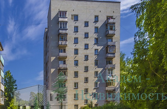 Купить трехкомнатную квартиру в Академгородке Верхняя зона