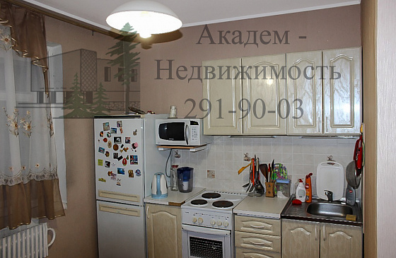 Сдам в аренду 1 комнатную квартиру в Новосибирском Академгородке на Демакова 5