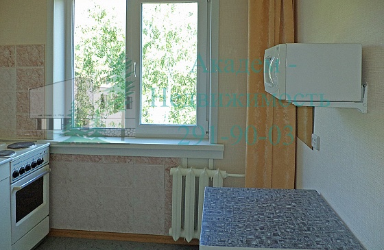 Как снять 1 комнатную квартиру около военного училища на Иванова