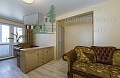 Как купить двухкомнатную квартиру в Академгородке рядом со 130 школой Лицей на среднем этаже 