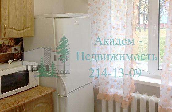 Снять двухкомнатную квартиру в Академгородке на Золотодолинской 7