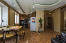 Посуточно квартира в Академгородке Новосибирска на Терешковой.