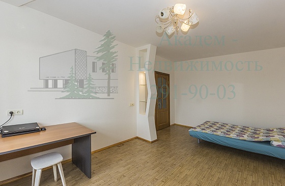 Как снять 1 комнатную квартиру в районе Щ Академгорордка на Российской 10