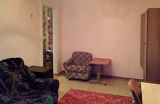 Снять однокомнатную квартиру на Иванова 26 в Нижней зоне Академгородка