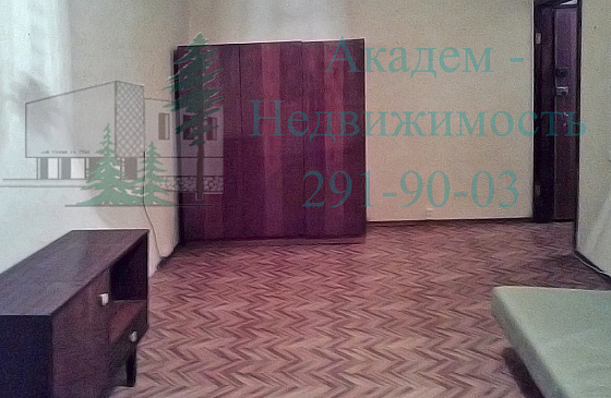 Купить квартиру хрущёвку в Академгородке рядом с клиникой Мешалкина
