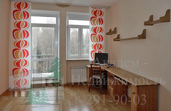 Купить двухкомнатную полногабаритную квартиру с ремонтом в Академгородке