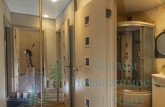 Снять квартиру в Академгородке на 2-3 месяца рядом с клиникой Мешалкина и Сеятелем.