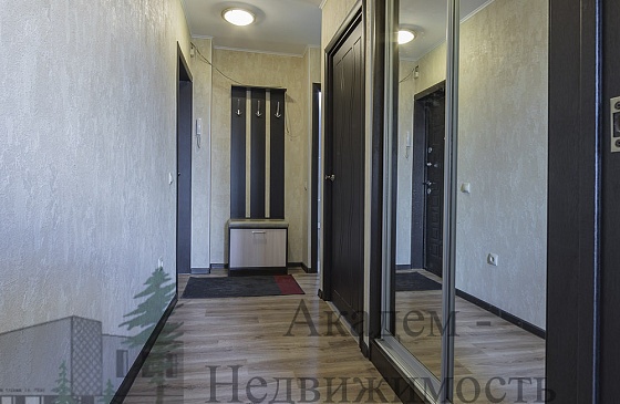 Снять двухкомнатную квартиру на Верхней зоне Академгородка Золотодолинская