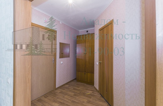 Снять однокомнатную квартиру в новом доме возле Академгородка поселок Новый