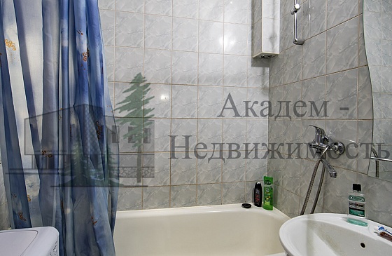 Купить двухкомнатную квартиру в Академгородке на Арбузова 8 рядом с НВВКУ