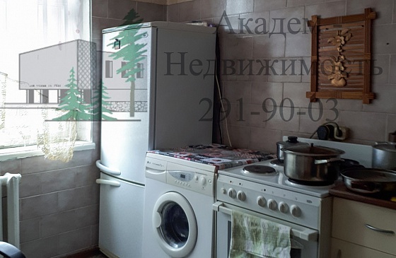 Снять комнату в коммуналке на Иванова 28а в Академгородке Новосибирска