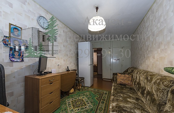 Купить двухкомнатную квартиру Нижняя зона Академгородка Советский район