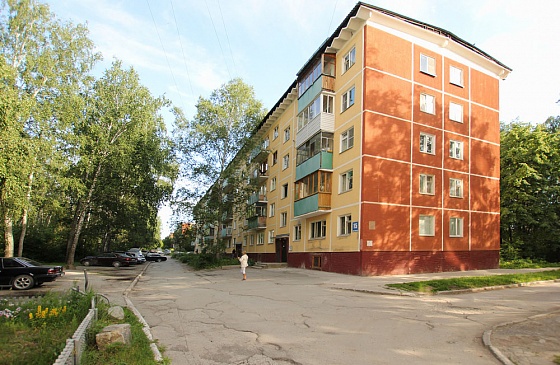 Сдам комнату в Академгородке Новосибирска Ильича 11