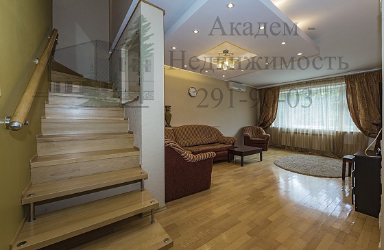 Снять четырёхкомнатную квартиру в элитном доме Академгородка Новосибирска на Зелёной горке