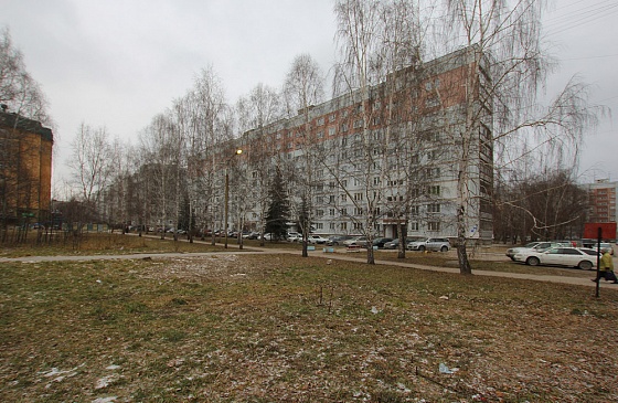 Снять трёхкомнатную квартиру в Академгородке на Полевой 12 с мебелью