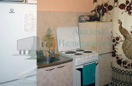 Снять однокомнатную квартиру в Академгородке недалеко от НГУ на Ильича 11