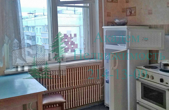 Снимите однокомнатную квартиру на Экваторной 14