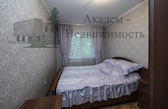 Посуточно двухкомнатная квартира в Академгородке Новосибирска от собственника 