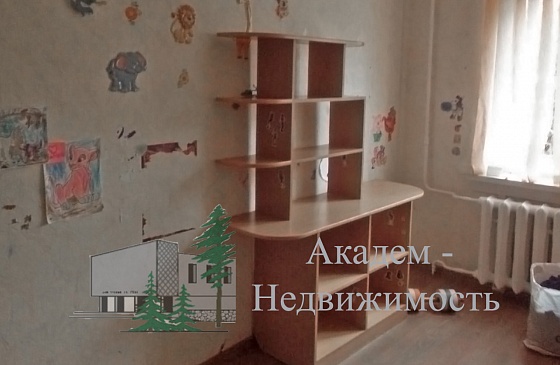 Снять трёхкомнатную квартиру в Академгородке Новосибирска рядом с НГУ