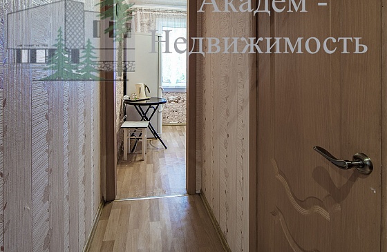 Посуточно двухкомнатная квартира в Академгородке Новосибирска от собственника 
