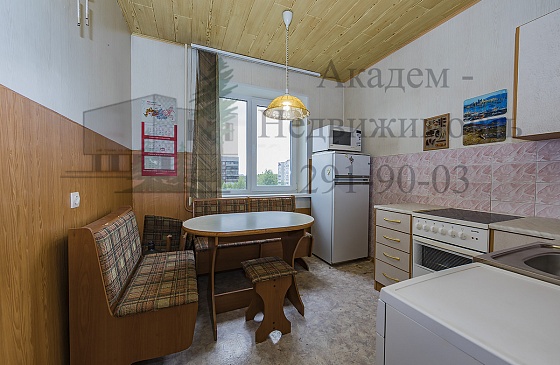 Снять трехкомнатную квартиру в Академгородке на Демакова 13, рядом с Технопарком.