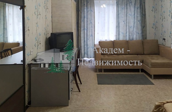 Снять однокомнатную квартиру в Академгородке на Иванова 27 не дорого